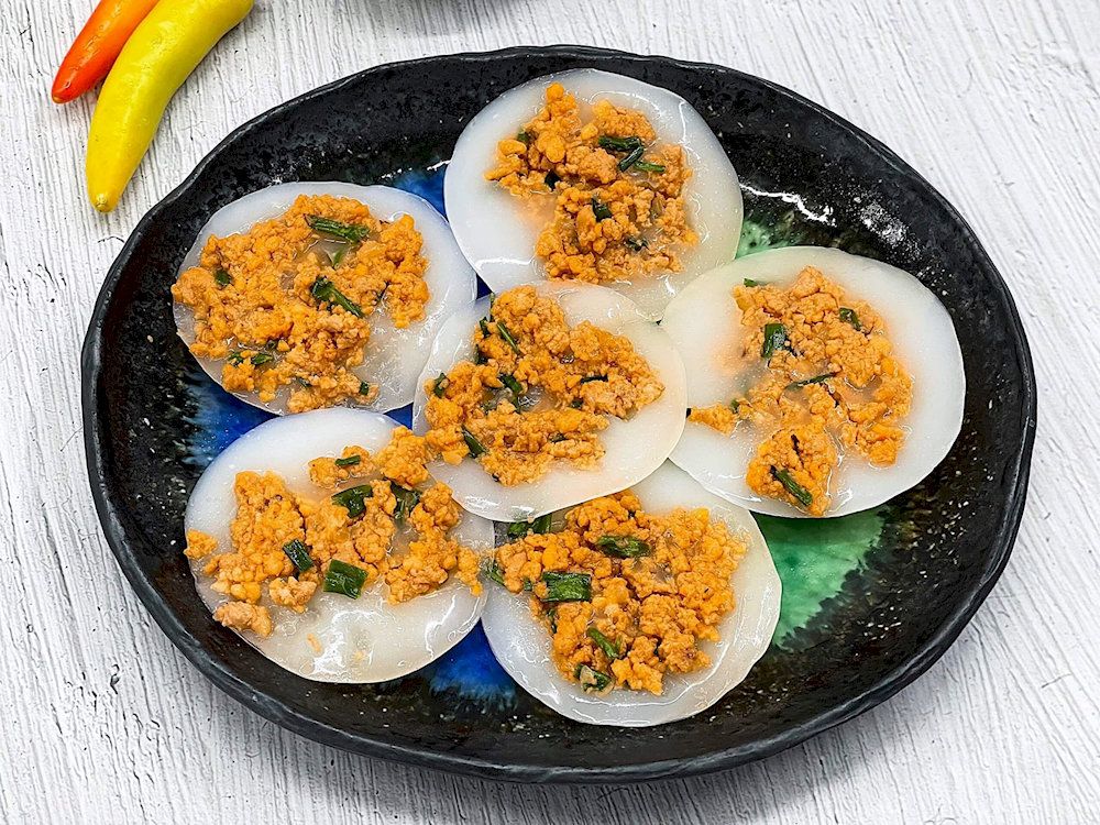 It is often eaten as a snack or appetizer, usually served with chili sauce or fish sauce for extra flavor